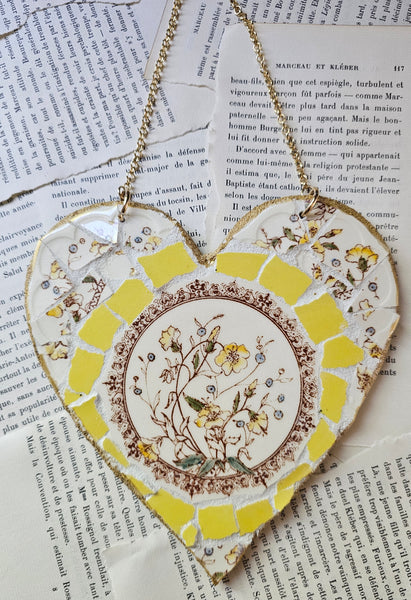 1940's Vintage Hibiscus Plate Mosaic Heart