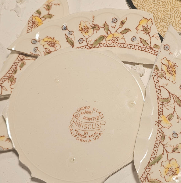 1940's Vintage Hibiscus Plate Mosaic Heart