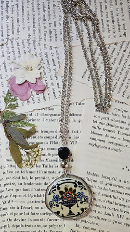 1908 Vintage Plate Necklace