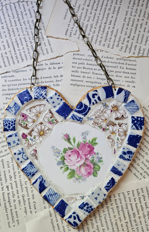 1950's Plate Mosaic Heart with Blue Trim